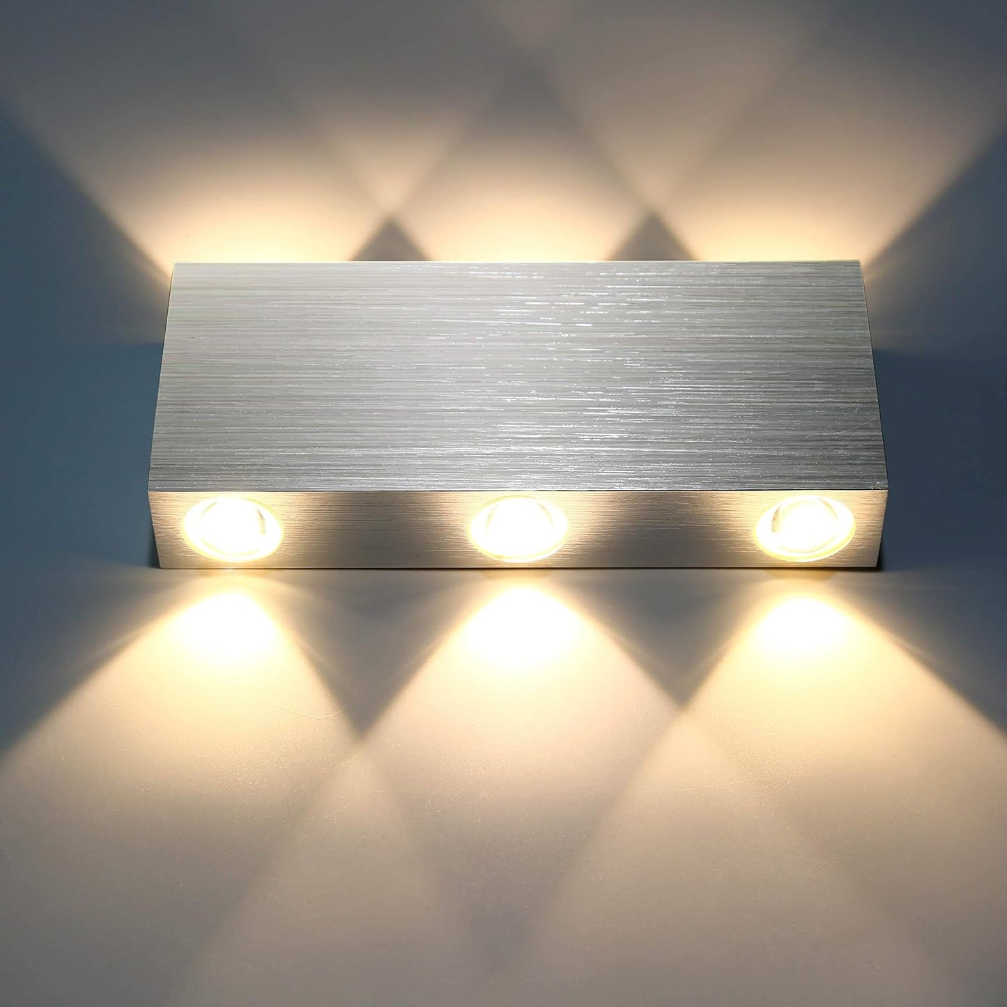 Glighone 18W Applique Da Parete Interni Lampada Da Parete LED Luce Moderna in Alluminio Applique per Soggiorno Camera Da Letto Negozi, Ristoranti Bianco Caldo (Bianco Caldo-18Cm)