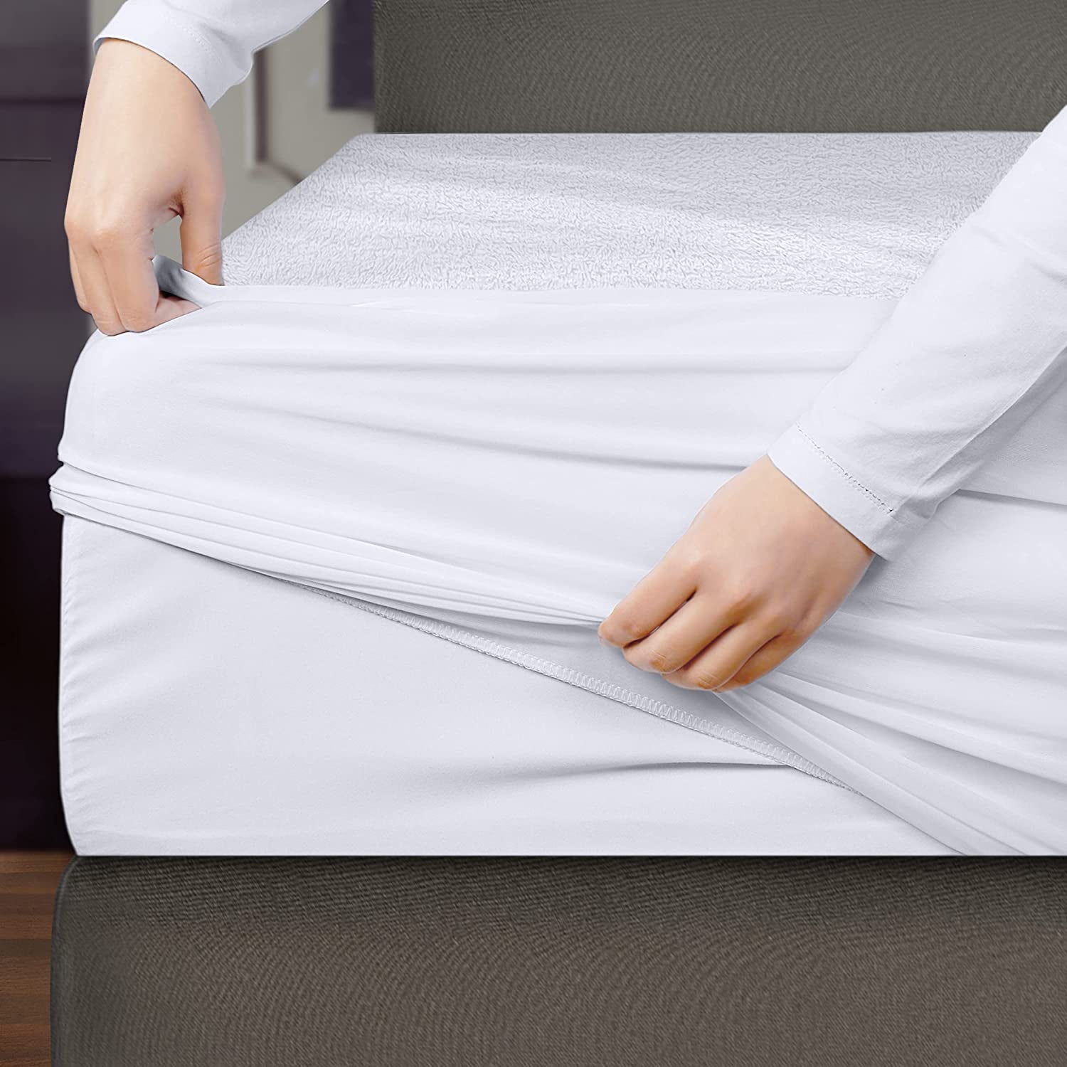 Coprimaterasso Una Piazza E Mezza Impermeabile 135 X 190 X 40 Cm, Certificato OEKO-TEX, Proteggi Materasso, Traspirante, Lavabile, Stile Montato Tutto Intorno Elastico