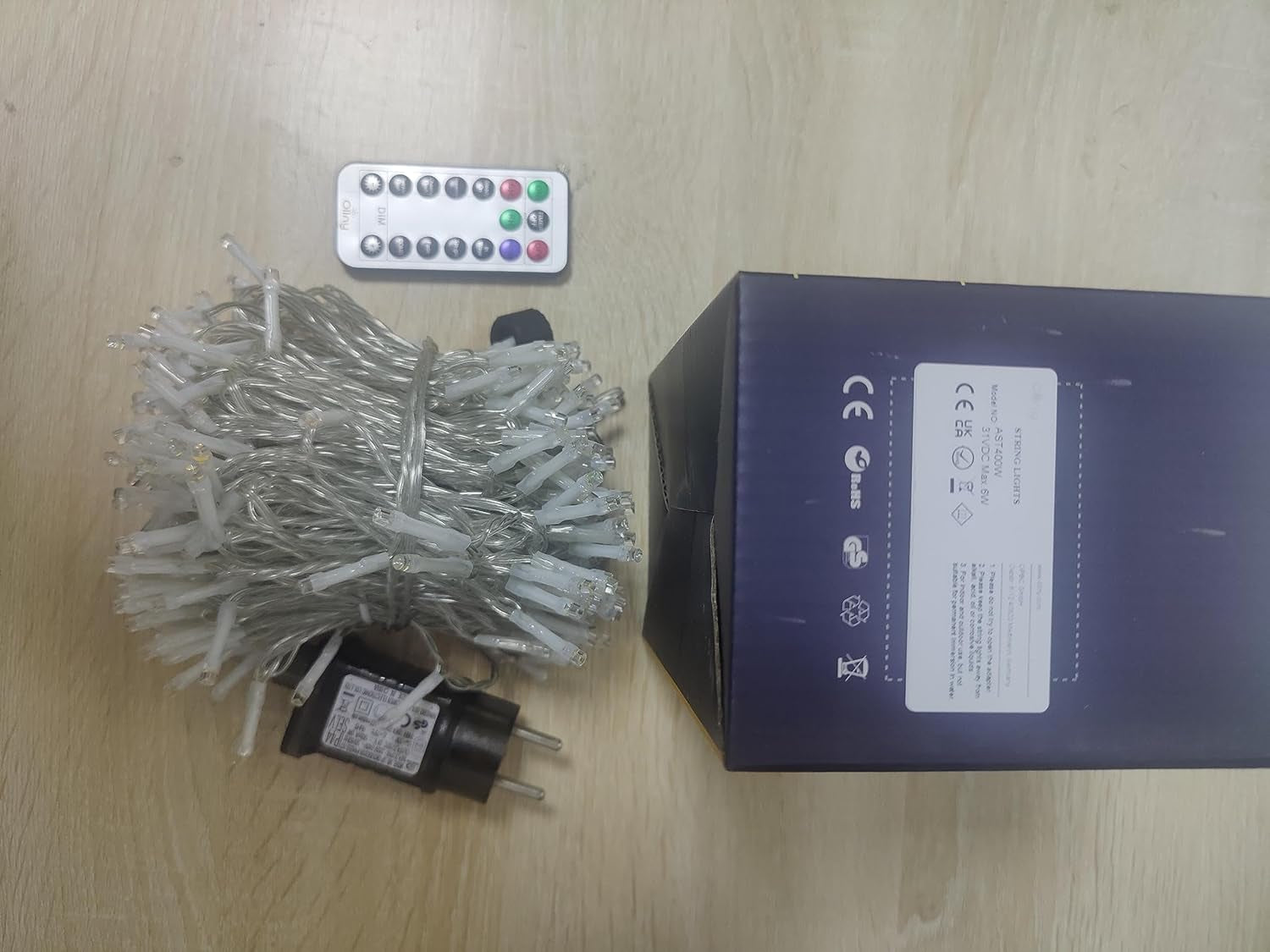 Catena Luminosa Di Natale 400 LED 40M, Luci Stringa Fata Luce Impermeabile Con 8 Modelli Di Illuminazione per Interno Ed Esterno, Feste, Matrimoni, Albero Y Giardino Decorazioni, Bianco Caldo