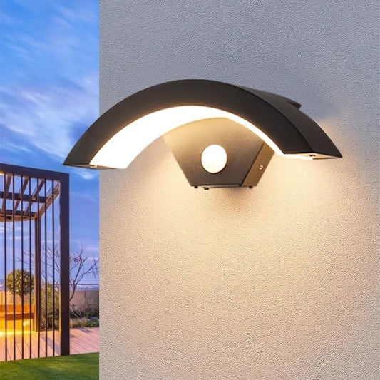 Applique Da Esterno LED Con Sensore Di Movimento, 24 W Lampada Da Parete LED Moderno 3000K Bianco Caldo, IP65 Impermeabile Lampada a Muro in Alluminio per Ingresso Terrazza Giardino Villa, Nero