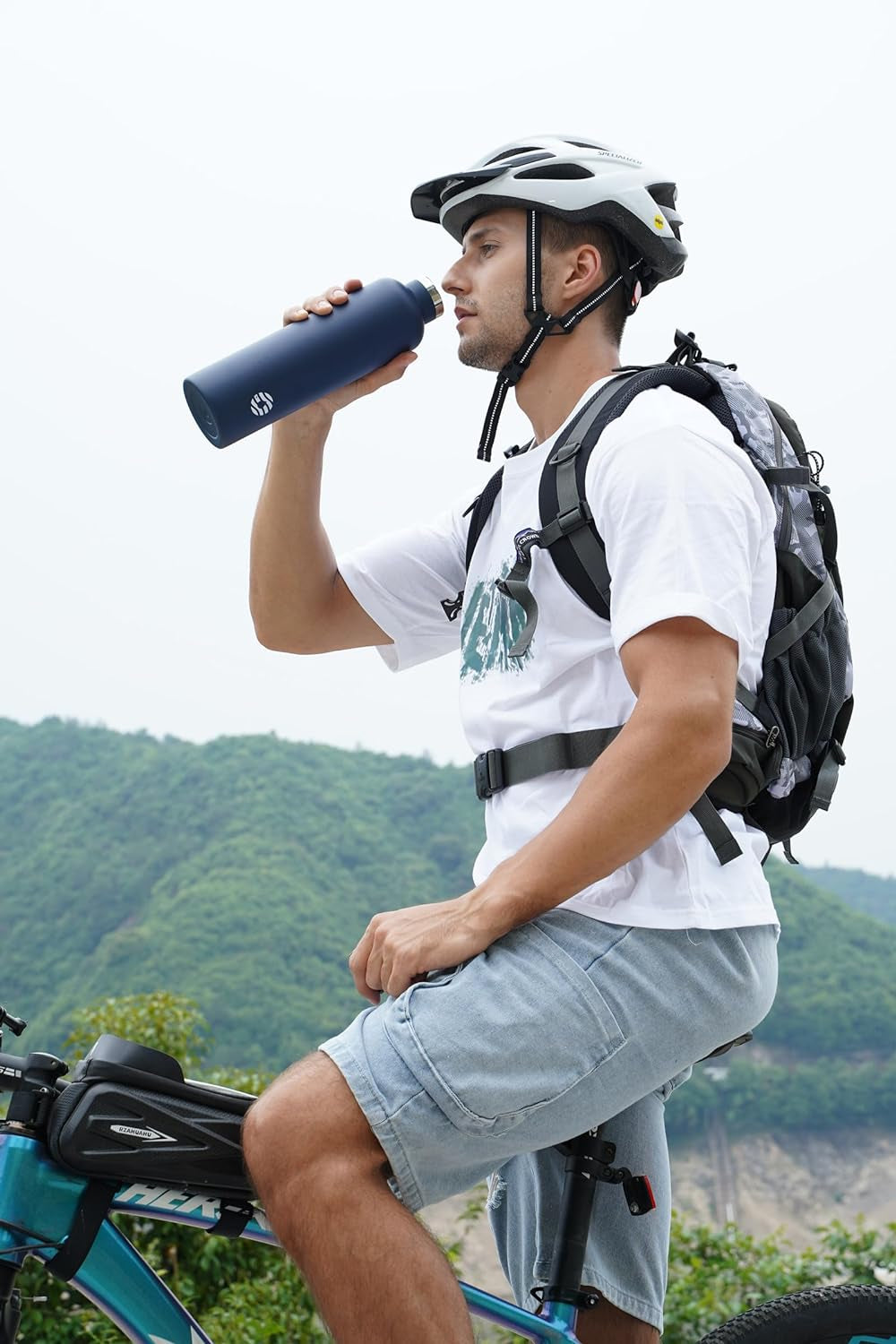 Borraccia Termica in Acciaio Inox 750Ml/1L + Zaino, Facile Da Pulire, Bottiglia Termica Senza Perdite - Senza BPA Borracce, per Scuola, Sport, Campeggio, Yoga, Palestra