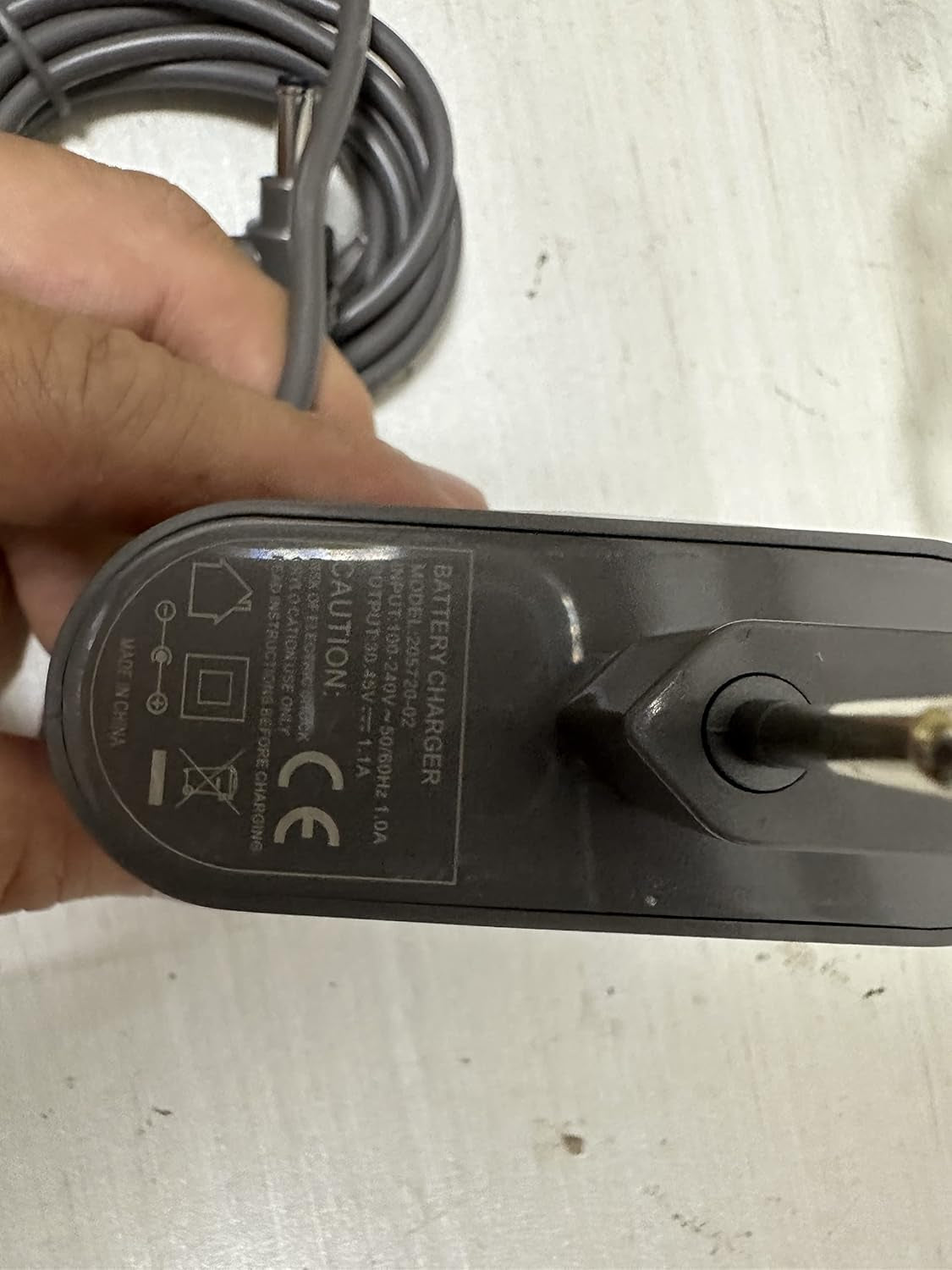 Caricabatteria Sostitutivo Adattatore per Dyson V10/SV12/V11/SV14/V15,30.45V Aspirapolvere Caricatore per Dyson Absolute Animal Cordless Handheld Aspirapolvere
