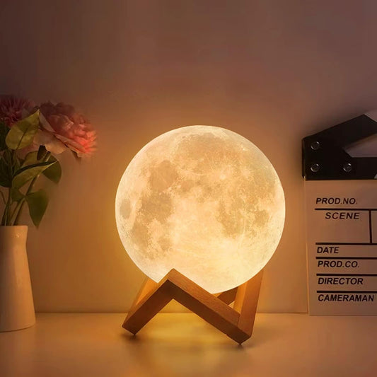 Lampada Luna 3D Stampa 15Cm 16 Colori RGB Telecomando Dimmerabile Con Toccare Il Controllo USB Ricaricabile Luce Notturna Con Adattatore Di Alimentazione [Classe Di Efficienza Energetica A+]